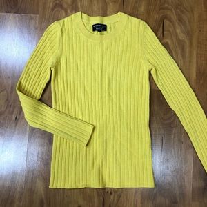 Banana republic yellow sweater